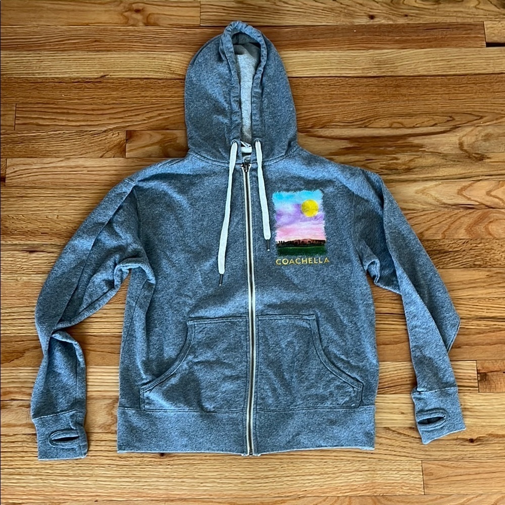 COACHELLA official zip up hooded sweatshirt size medium 2015 lineup